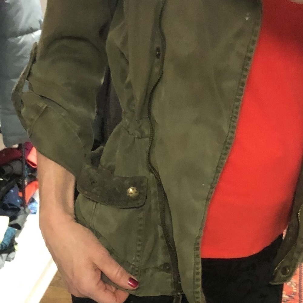 Women’s light weight utility jacket - Picture 5 of 10